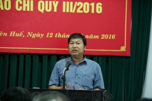 4 anh em cột chèo cùng làm quan: Tỉnh khẳng định bổ nhiệm đúng quy trình - 2
Ông Nguyễn Thái Sơn cho hay Tỉnh ủy sẽ xem xét công việc điều hành của Bí thư Hồ Xuân Trăng và Chủ tịch Nguyễn Mạnh Hùng thời gian tới, nếu không hiệu quả sẽ xem xét.