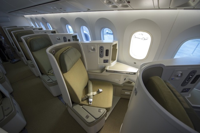 Ghế trong khoang hạng C của Boeing 787-9
