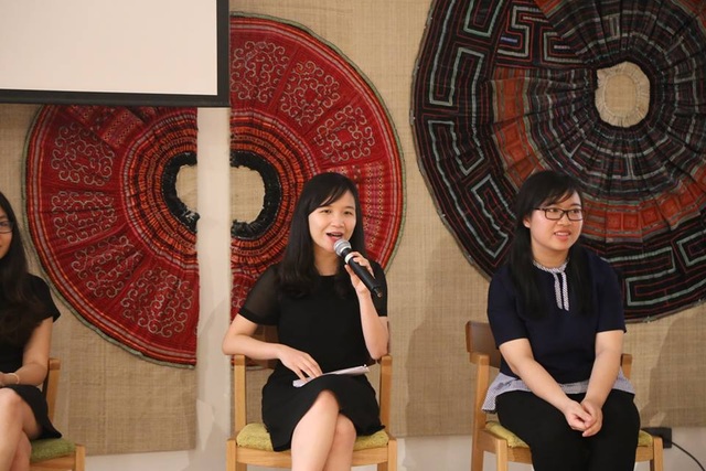 “Tuyệt chiêu” săn học bổng quốc tế ngắn hạn của các cô gái năng động - 4 Chị Trần Anh Phương (giữa).