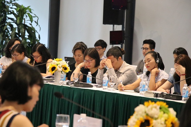 Phụ huynh ít có thời gian và kiến thức để bảo vệ trẻ trên môi trường mạng - 1 Tham dự Hội thảo có 100 đại biểu gồm: Trẻ em, Cục Trẻ em - Bộ Lao động - Thương binh và Xã hội, Cục An toàn thông tin - Bộ Thông tin và Truyền thông, Tổ chức ChildFund, MSD Vietnam, Quỹ Nhi đồng Liên hiệp quốc (UNICEF), Tập đoàn Microsoft, Quỹ SecDev Foundation cùng đại diện các cơ quan, tổ chức và phóng viên báo chí.
