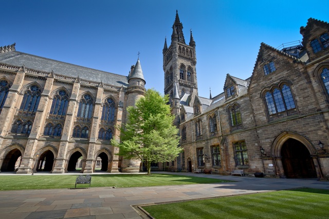 Đại học Cambridge trao cơ hội học miễn phí cho sinh viên nghèo - 1 Đại học Cambridge trao cơ hội học miễn phí cho sinh viên nghèo - 1