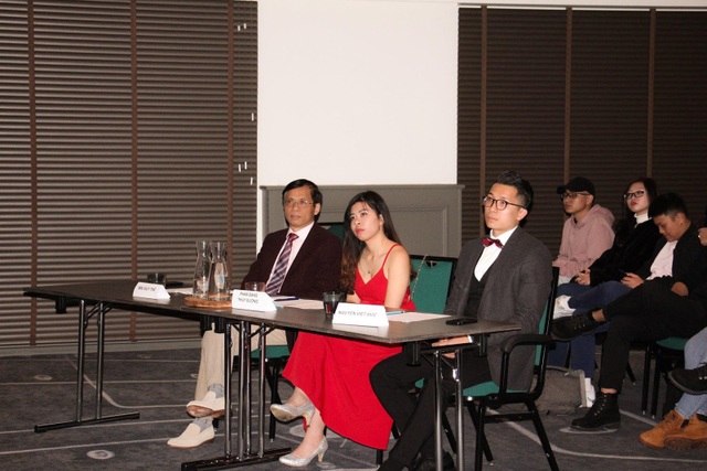 Lộ diện hai đại sứ sinh viên Việt Nam tại Hà Lan năm 2018 - 6 Ba ban giám khảo cuộc thi.