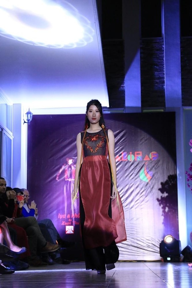 Ra mắt CLB Thời trang và Toán học trong vườn ươm tài năng của GS Ngô Bảo Châu - 3 Ra mắt CLB Thời trang và Toán học trong vườn ươm tài năng của GS Ngô Bảo Châu - 3