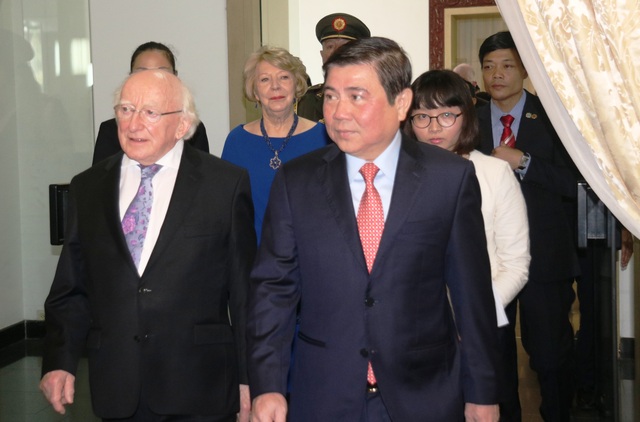 Chủ tịch UBND TPHCM Nguyễn Thành Phong tiếp Tổng thống Michael D.Higgins và phái đoàn quan chức cấp cao Ireland.