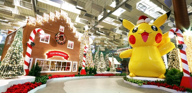 Gợi ý lịch trình 3 ngày đón giáng sinh tại Singapore - 1 Buổi sáng: Tham quan những khu vườn Pokemon xinh xắn được bố trí khắp sân bay Changi sau khi máy bay hạ cánh.