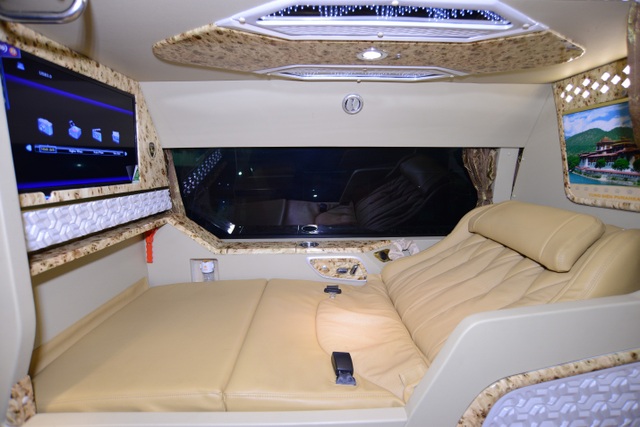 Chi tiết bộ ba xe khách hạng sang vừa ra mắt của DCAR - 4 Chi tiết bộ ba xe khách hạng sang vừa ra mắt của DCAR - 4