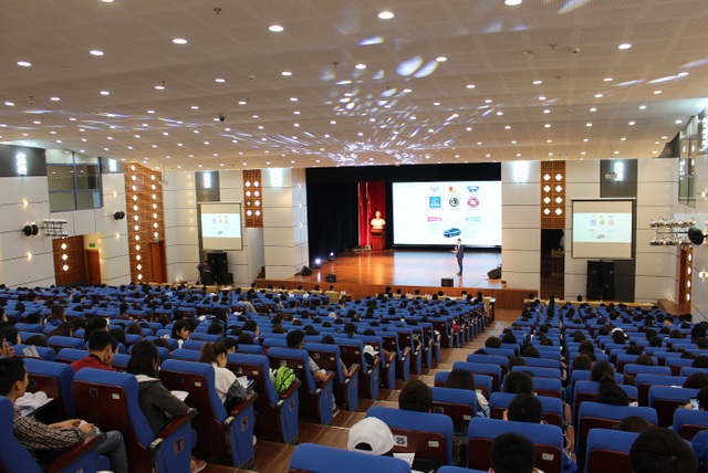 Hơn 27.000 bài dự thi trực tuyến hội thi “Sinh viên lái xe ôtô an toàn” - 1 Hơn 27.000 bài dự thi trực tuyến hội thi “Sinh viên lái xe ôtô an toàn” - 1