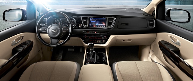 Kia Sedona bán vượt mốc 4.000 xe sau chưa đầy 2 năm - 3 Kia Sedona bán vượt mốc 4.000 xe sau chưa đầy 2 năm - 3