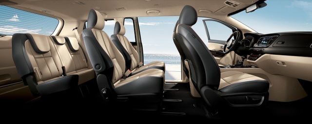 Kia Sedona bán vượt mốc 4.000 xe sau chưa đầy 2 năm - 4 Kia Sedona bán vượt mốc 4.000 xe sau chưa đầy 2 năm - 4