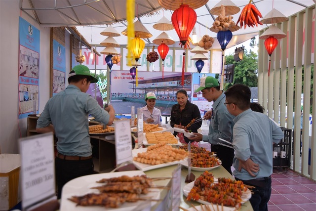Dư âm về Festival Đờn ca tài tử Quốc gia lần II - Bình Dương năm 2017 - 1 Không gian Đờn ca tài tử…