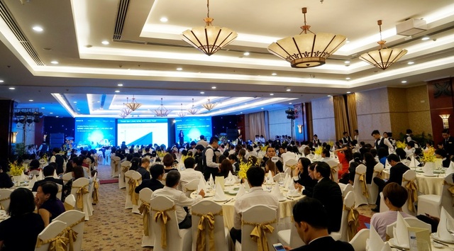 Bảo Việt tri ân 35.000 khách hàng trong chương trình “Nắng vàng biển xanh cùng Bảo Việt” - 2 Lễ quay thưởng đợt 2 chương trình Nắng vàng Biển xanh cùng Bảo Việt với sự tham dự của hơn 300 khách hàng