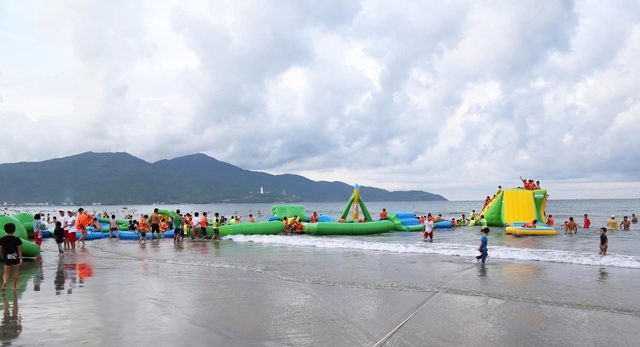 Beach festival – Đại nhạc hội âm nhạc bãi biển độc đáo nhất năm 2017 - 4 Beach festival – Đại nhạc hội âm nhạc bãi biển độc đáo nhất năm 2017 - 4