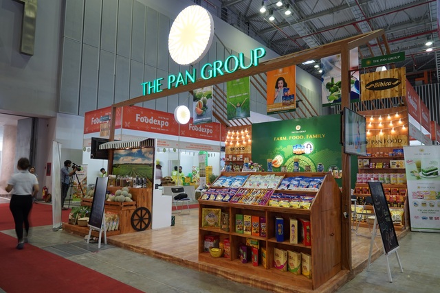 The PAN Group kể những câu chuyện thương hiệu Việt tại Triển lãm Foodexpo 2017 - 2 Thiết kế gian hàng của The PAN Group sử dụng các chất liệu tự nhiên, bền vững, đem đến một hình ảnh vừa hiện đại, vừa tươi mới nổi bật trong các khu vực tại triển lãm, không hề thua kém các quốc gia khác.
