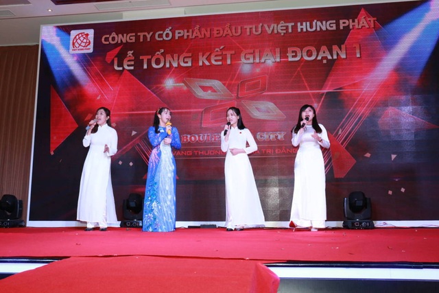 Việt Hưng Phát chào mừng Ngày Nhà giáo Việt Nam 20/11 - 1 Việt Hưng Phát chào mừng Ngày Nhà giáo Việt Nam 20/11 - 1
