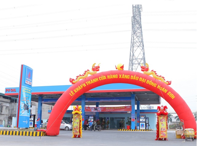 Khai trương cửa hàng xăng dầu liên danh giữa SAIGONTEL và PVOIL - 3 Khai trương cửa hàng xăng dầu liên danh giữa SAIGONTEL và PVOIL - 3