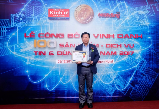 Lock&Lock tiếp tục được vinh danh Top 10 sản phẩm, dịch vụ tin và dùng năm 2017 - 1 Ông Chun Hae Woo – Tổng Giám đốc Lock&Lock Việt Nam - vinh dự nhận giải thưởng Top 10 Sản phẩm, Dịch vụ Tin & Dùng 2017.