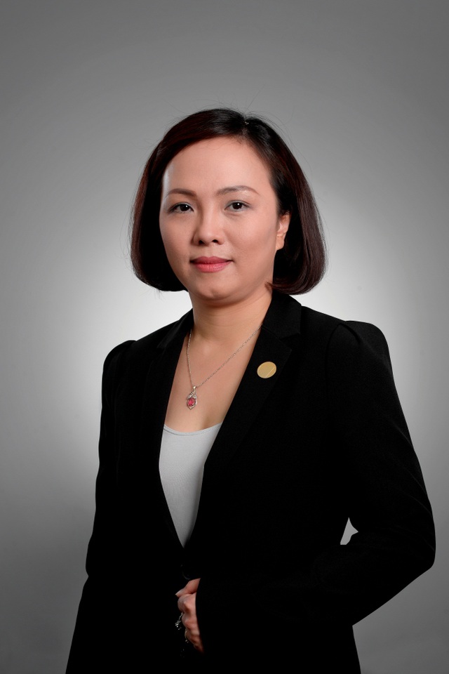 Phó Tổng Giám đốc Maritime Bank: Chúng tôi “may đo” sản phẩm, dịch vụ cho từng khách hàng - 1 Phó Tổng Giám đốc Maritime Bank: Chúng tôi “may đo” sản phẩm, dịch vụ cho từng khách hàng - 1