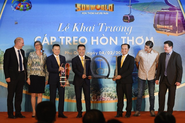 Tuyến cáp treo dài nhất thế giới tại Phú Quốc chính thức vận hành - 2 Tuyến cáp treo dài nhất thế giới tại Phú Quốc chính thức vận hành - 2