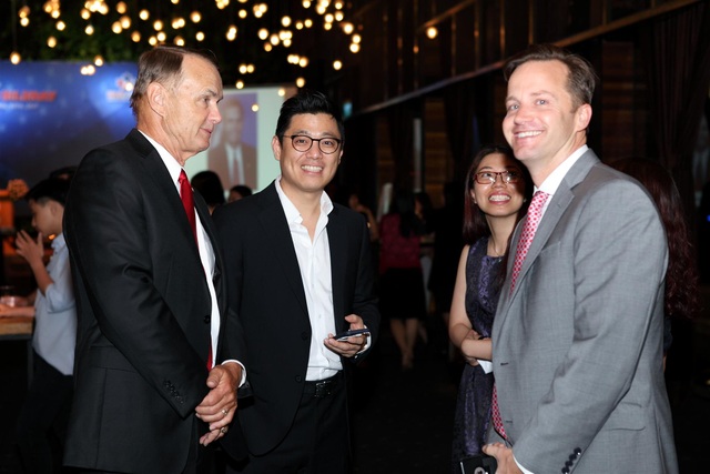 Đầu tư định cư Mỹ EB-5: Sai một ly, đi một dặm - 1 CEO Kornova tiếp đón Ngài Brian Phillip Bilbray – nguyên Hạ Nghị sĩ – đại biểu quốc hội Mỹ và Đại diện dự án đầu tư ở California
