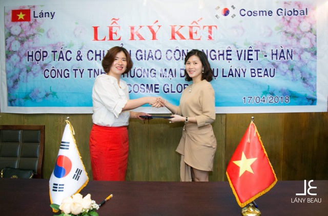 Lễ kí kết hợp tác chiến lược giữa Lány Beau và Cosme Global - 4 Lễ kí kết hợp tác chiến lược giữa Lány Beau và Cosme Global - 4