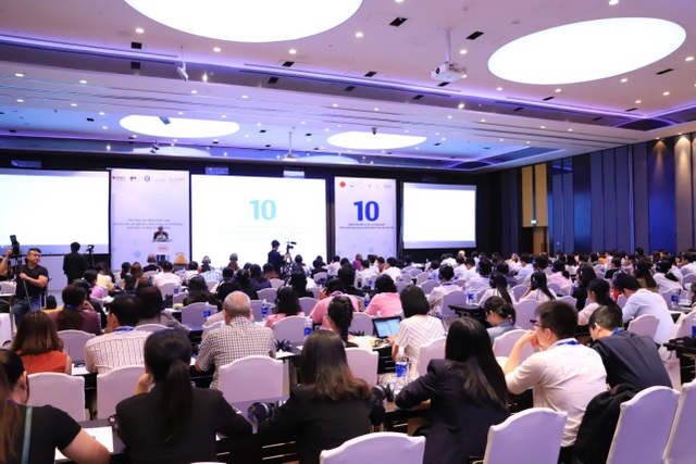 Nỗ lực nâng tầm chất lượng xét nghiệm chẩn đoán tại Việt Nam - 1 CPC là sự kiện thường niên được Roche Việt Nam tổ chức nhằm nâng cao năng lực chuyên môn cho đội ngũ chuyên viên xét nghiệm tại Việt Nam.