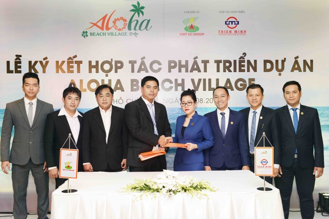Mũi Kê Gà - Hàm Thuận Nam: Ngọc xanh tỏa sáng - 2 Ký kết hợp tác phát triển dự án giữa Việt Úc Group và Công ty Thiên Minh