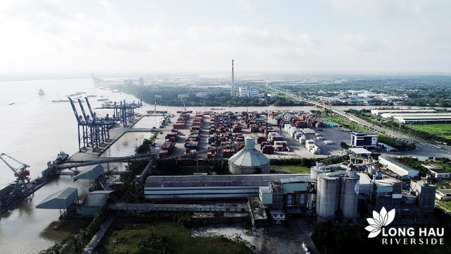 Khu Nam hưởng lợi từ đô thị - Cảng quốc tế Hiệp Phước - 1 Một góc cảng Hiệp Phước nhìn từ trên cao