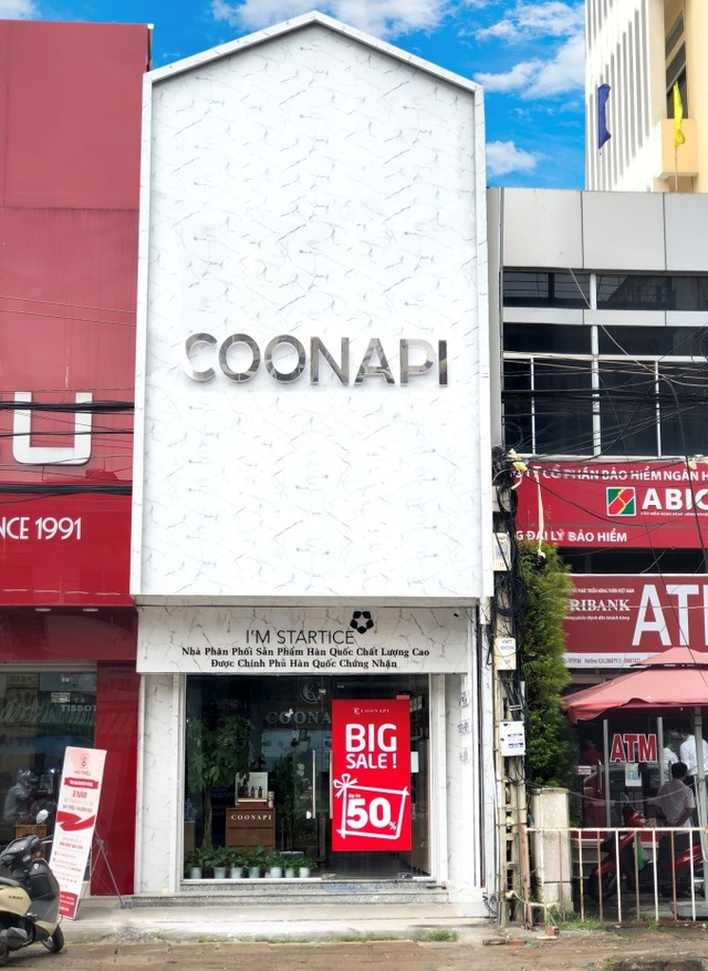 Tham quan cửa hàng đầu tiên của COONAPI phân phối sản phẩm Hàn Quốc - 1 Cửa hàng mỹ phẩm đầu tiên của COONAPI hiện là nơi duy nhất được sử dụng logo I’M STARTICE chứng nhận bởi chính phủ Hàn Quốc tại Việt Nam.
