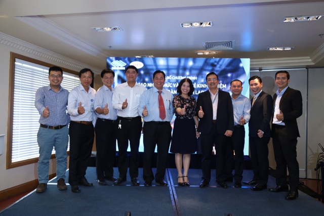 Quản lý an toàn lao động: Hướng đi bền vững cho doanh nghiệp - 3 Các đại biểu tham dự lễ công bố khởi động chương trình cùng chung quyết tâm hướng đến hoạt động sản xuất không tai nạn lao động