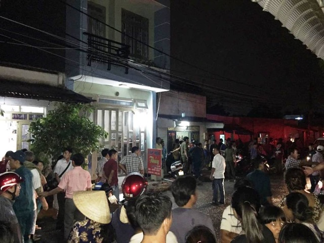 "Nghi án" chủ tiệm tạp hóa bị sát hại, cướp tài sản - 3 Công an phong tỏa hiện trường để khám nghiệm