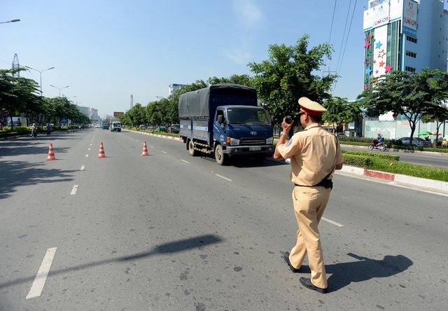 CSGT xử lý vi phạm qua hình ảnh như thế nào? - 1 nvq-7645-1479285848973