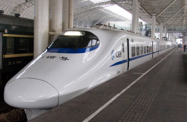Lái tàu cao tốc Nhật gây sốc khi... gác chân lên bảng điều khiển - 3 Lái tàu cao tốc Nhật gây sốc khi... gác chân lên bảng điều khiển - 3