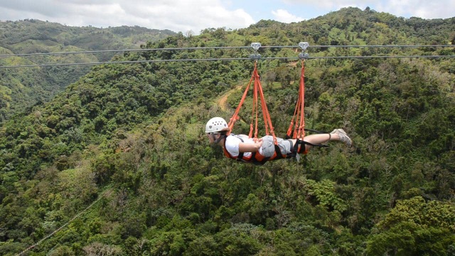 Trải nghiệm cảm giác "bay" trên đường cáp zipline được mệnh danh "Quái vật" - 3 Tận hưởng cảm giác “bay lượn” như chim