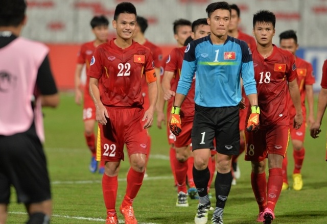 HLV Hoàng Anh Tuấn thành công bằng triết lý của Toshiya Miura - 2 U19 Việt Nam hiên ngang vào tứ kết gặp Bahrain
