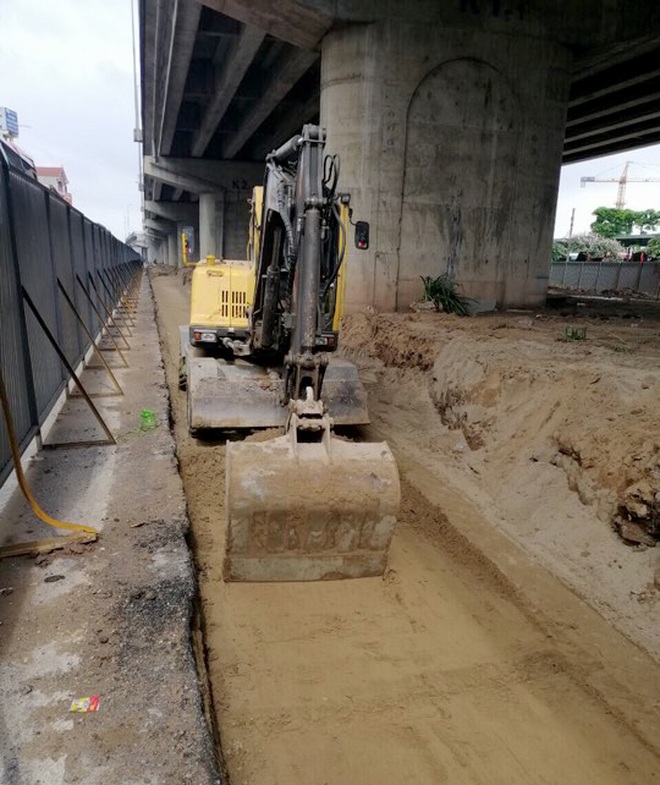 Toàn cảnh xén dải phân cách đường vành đai 3 nút giao Giải Phóng - Ngọc Hồi - 11 Toàn cảnh xén dải phân cách đường vành đai 3 nút giao Giải Phóng - Ngọc Hồi - 11