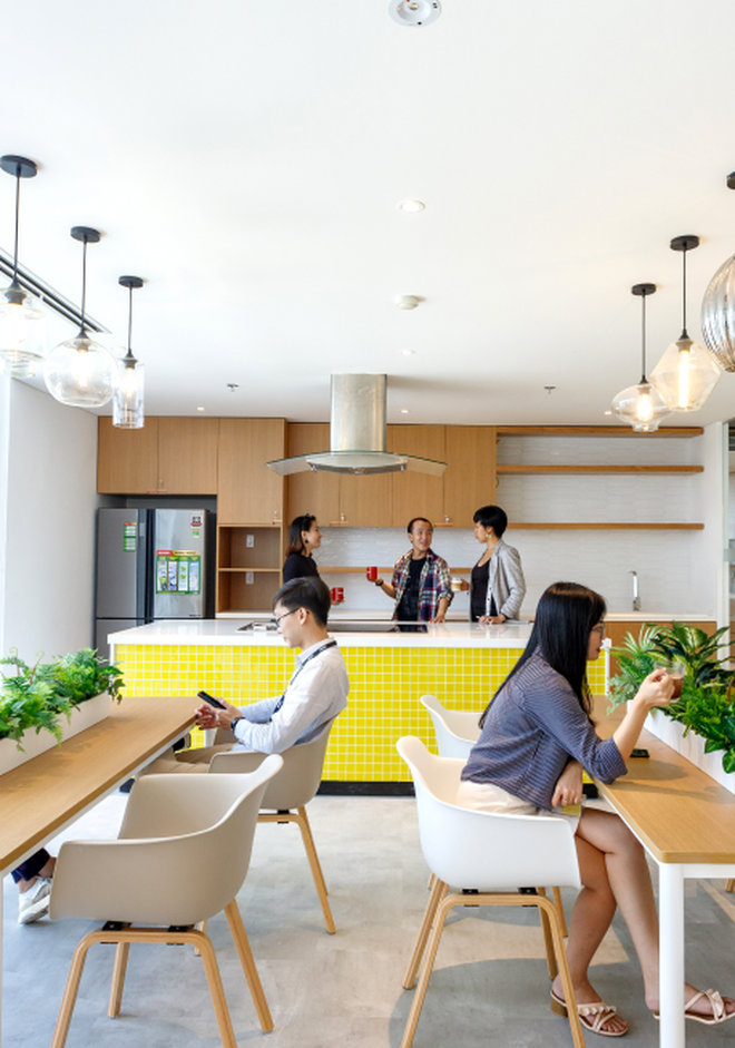 Nestlé chi 3 triệu USD làm “tổ chim nhỏ” thu hút tài năng trẻ - 10