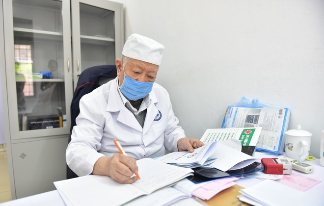 Câu chuyện đặc biệt về GS.TS Lê Đức Hinh - Niềm tự hào của y khoa Việt Nam - 1 Câu chuyện đặc biệt về GS.TS Lê Đức Hinh - Niềm tự hào của y khoa Việt Nam - 1