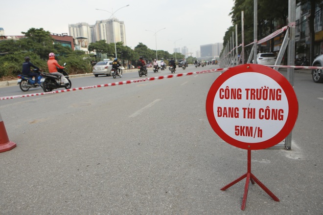 Hà Nội: Bắt đầu rào chắn thêm nhiều tuyến phố để thi công đường đua F1 - 6 Hà Nội: Bắt đầu rào chắn thêm nhiều tuyến phố để thi công đường đua F1 - 6