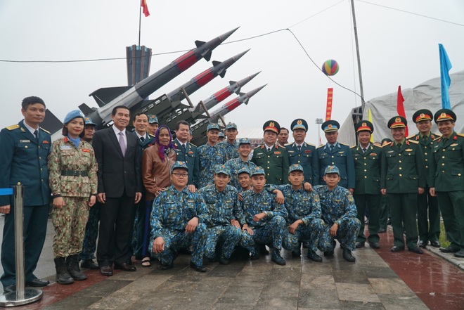 Hàng loạt vũ khí tối tân được Bộ Quốc phòng trưng bày tại Thái Nguyên - 21 Hàng loạt vũ khí tối tân được Bộ Quốc phòng trưng bày tại Thái Nguyên - 21