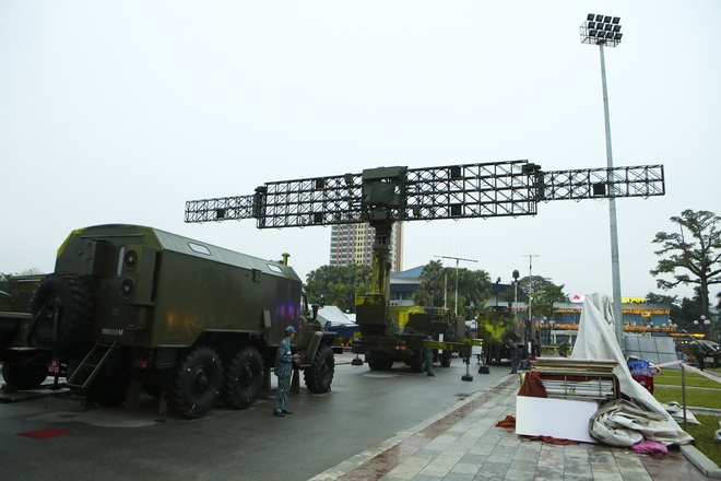 Cận cảnh dàn radar chống mục tiêu tàng hình tối tân của Quân đội Nhân dân Việt Nam - 5 Cận cảnh dàn radar chống mục tiêu tàng hình tối tân của Quân đội Nhân dân Việt Nam - 5