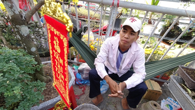 Một lần đi chợ hoa trên bến dưới thuyền độc, lạ nhất Sài Gòn - 35 Một lần đi chợ hoa trên bến dưới thuyền độc, lạ nhất Sài Gòn - 35