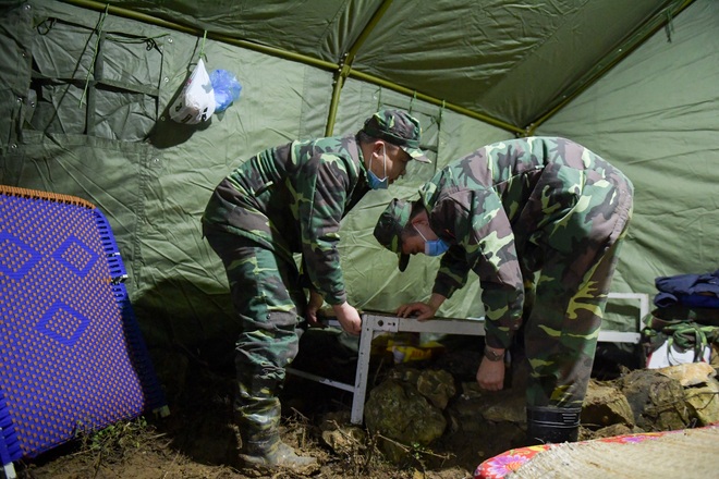 Những chiến sĩ đắp đá làm giường, ròng rã nơi biên giới chống dịch corona - 14