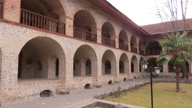 Vẻ đẹp ấn tượng của Azerbaijan - viên ngọc trên giao điểm Á - Âu - 19