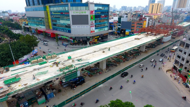 Đại công trường trên cao 9.400 tỷ xuyên đường cong mềm mại ở Hà Nội - 20 Đại công trường trên cao 9.400 tỷ xuyên đường cong mềm mại ở Hà Nội - 20
