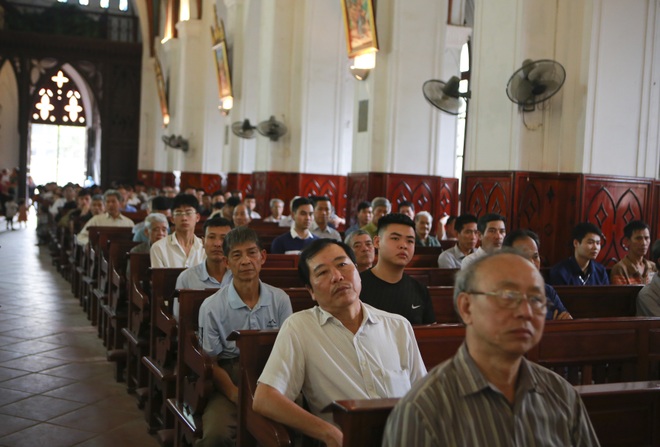 Toàn cảnh Vương cung thánh đường nguy nga, cổ kính ngay gần Hà Nội - 14