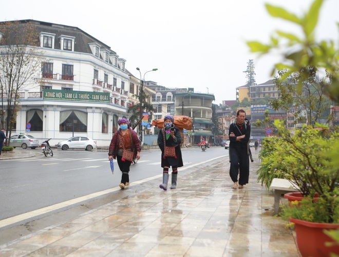 Sapa vắng lặng chưa từng thấy vì dịch Covid-19 - 11