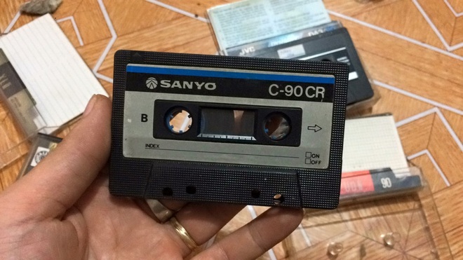 Góc hoài niệm băng cassette và những bản nhạc analog du dương - 14 Góc hoài niệm băng cassette và những bản nhạc analog du dương - 14