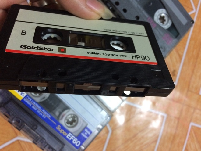 Góc hoài niệm băng cassette và những bản nhạc analog du dương - 11 Góc hoài niệm băng cassette và những bản nhạc analog du dương - 11