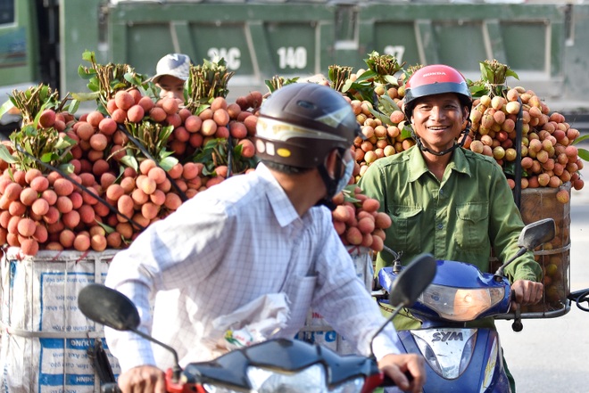 Chợ vải Bắc Giang nhộn nhịp vào mùa - 5