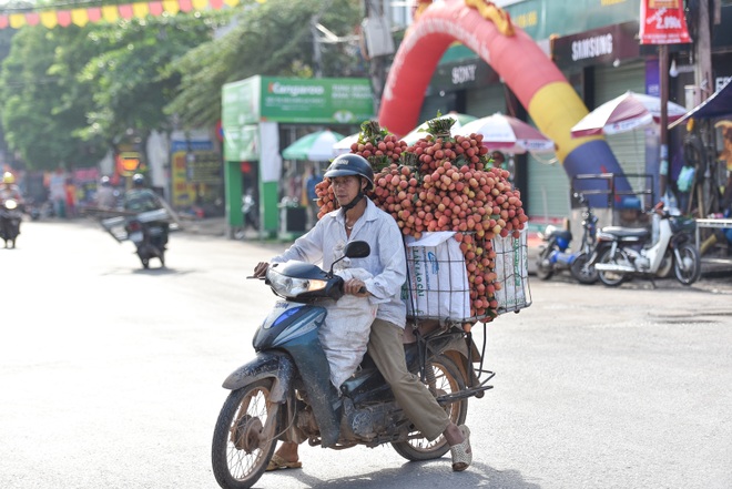 Chợ vải Bắc Giang nhộn nhịp vào mùa - 7